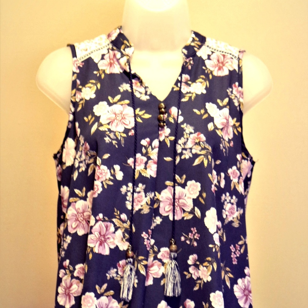 Navy Sleeveless Floral Blouse